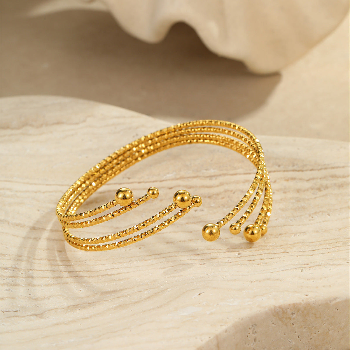 Pulsera Anillo Bañada en Oro 18k