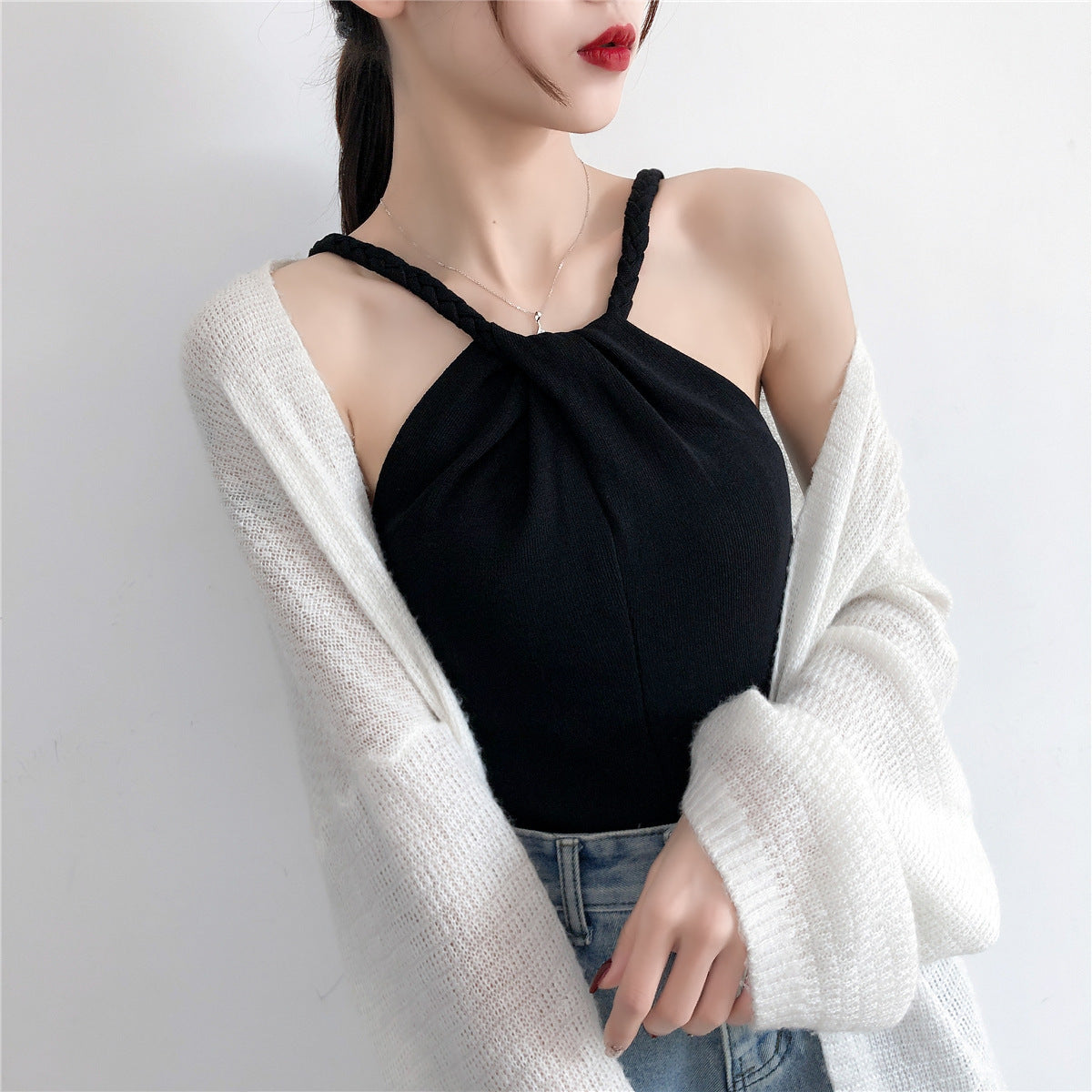 Camisola tejida con hombros descubiertos