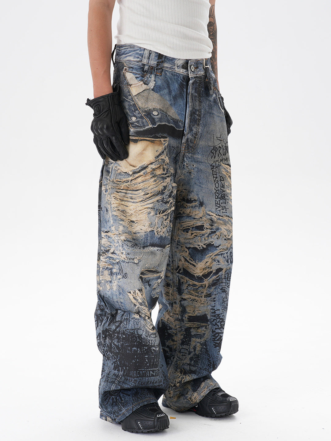 Jeans rectos rasgados con estampado graffiti 3D