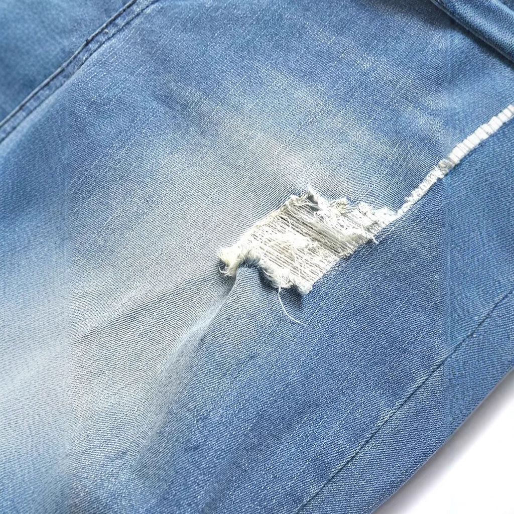 Jeans rasgados estilo urbano para hombre