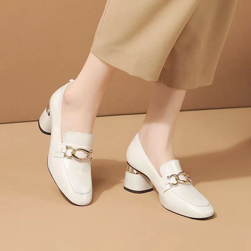 Zapatos de tacón alto para mujer en cuero suave y charol