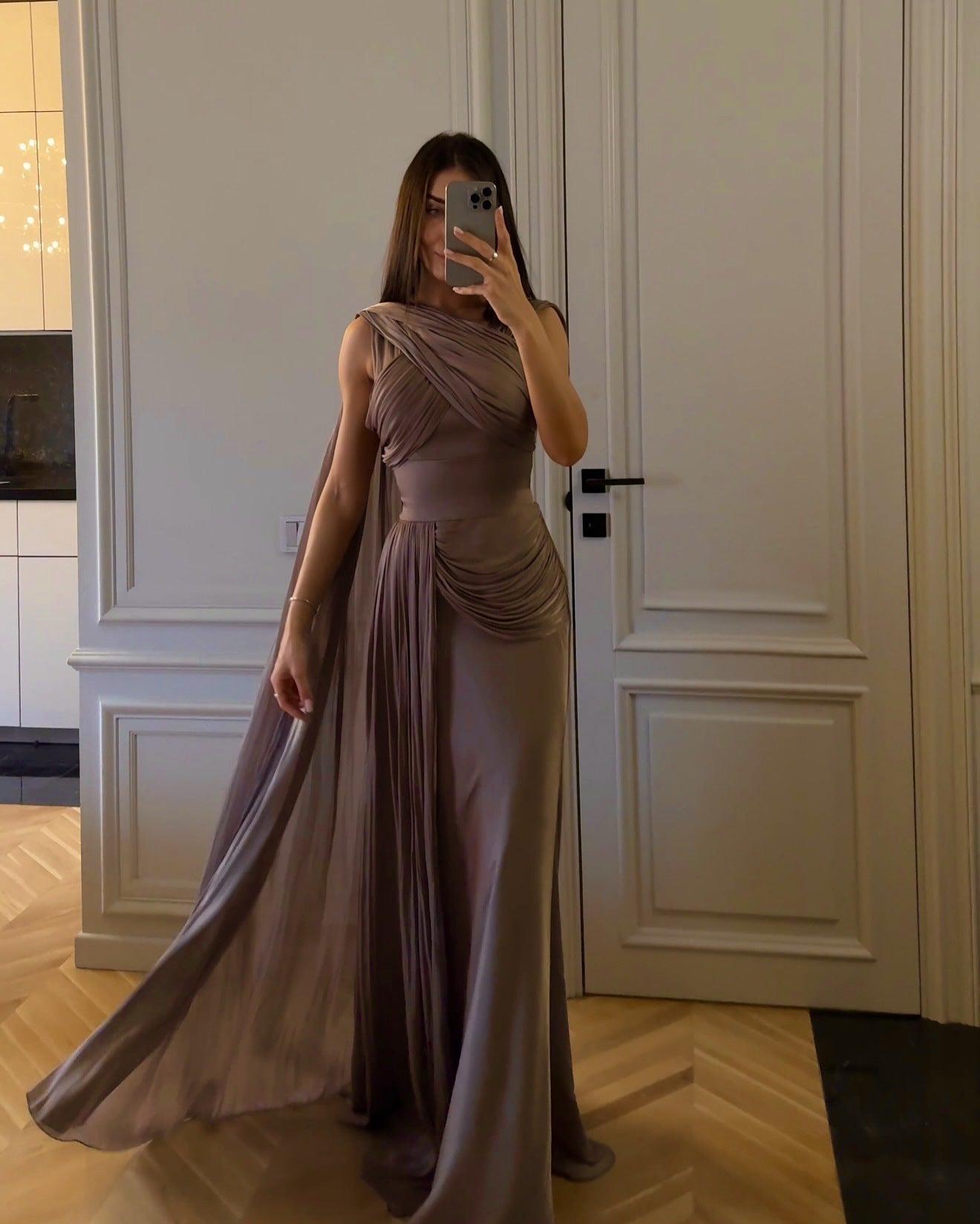 Vestido de Fiesta de Satén con Cinta y Pliegues