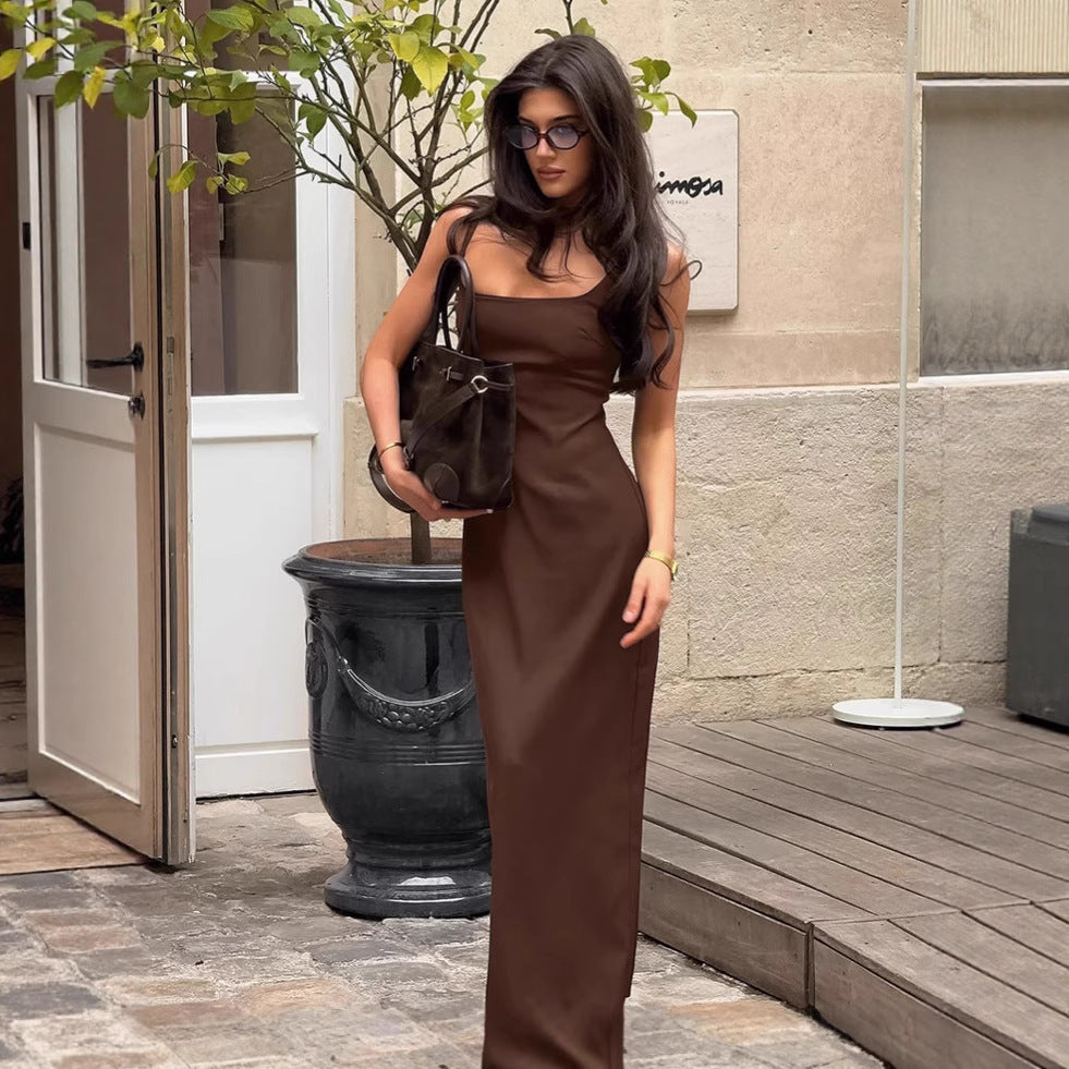 Vestido básico marrón tipo sling para mujer