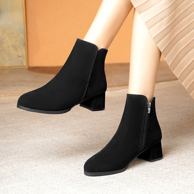 Botas para Mujer Tallas Grandes de Gamuza Frosted con Punta Puntiaguda, Cremallera Lateral y Tacón Grueso Medio