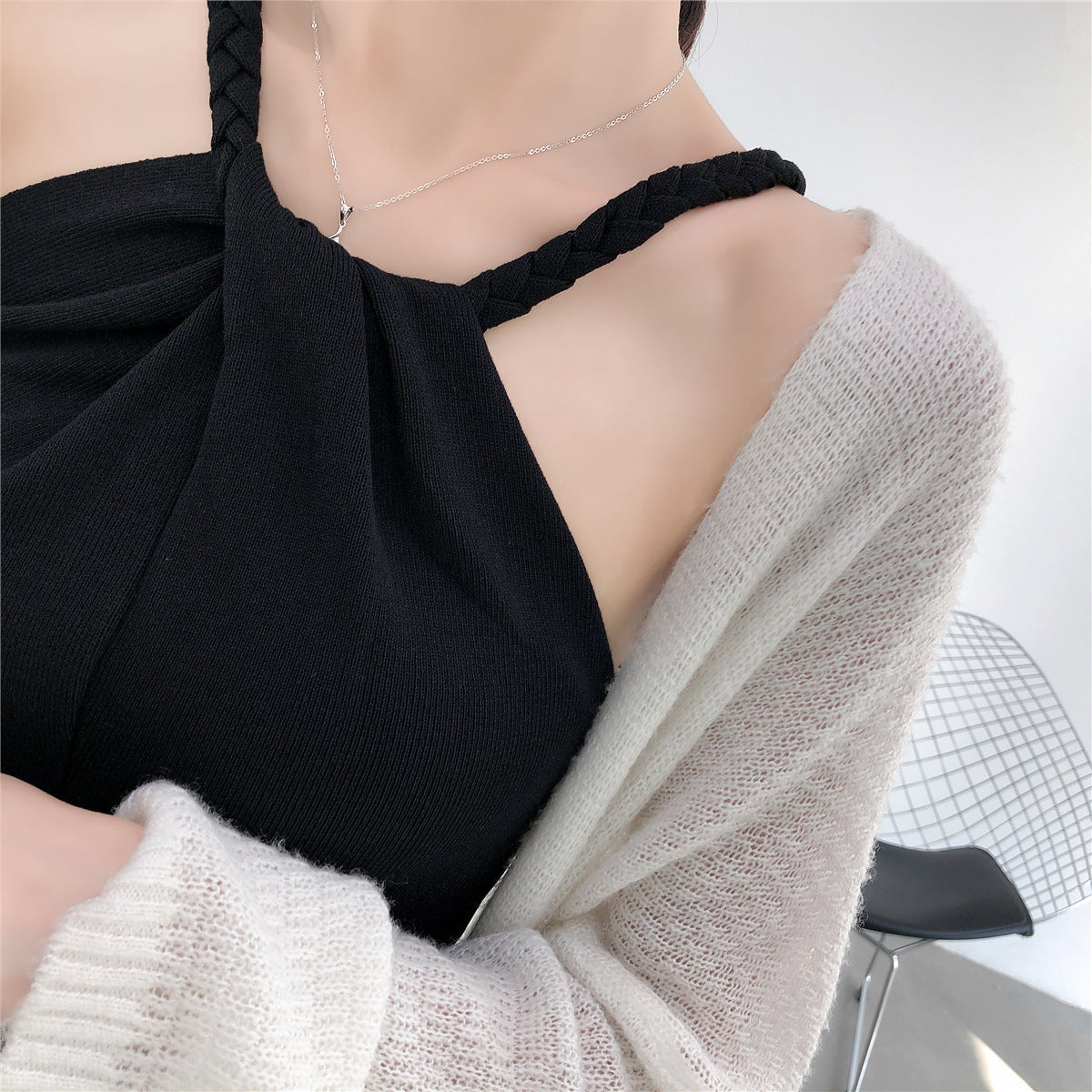 Camisola tejida con hombros descubiertos
