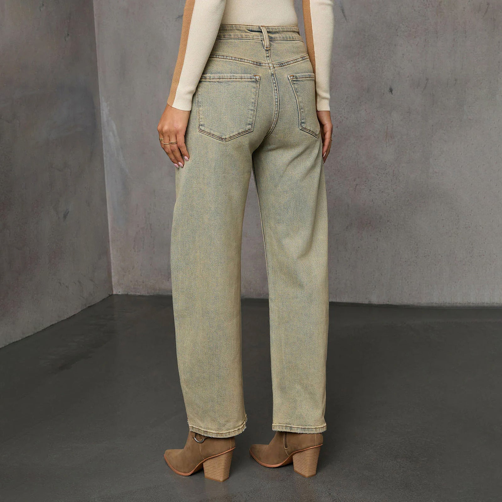 Jeans rectos azul vintage para mujer – estilo americano y urbano con toque retro