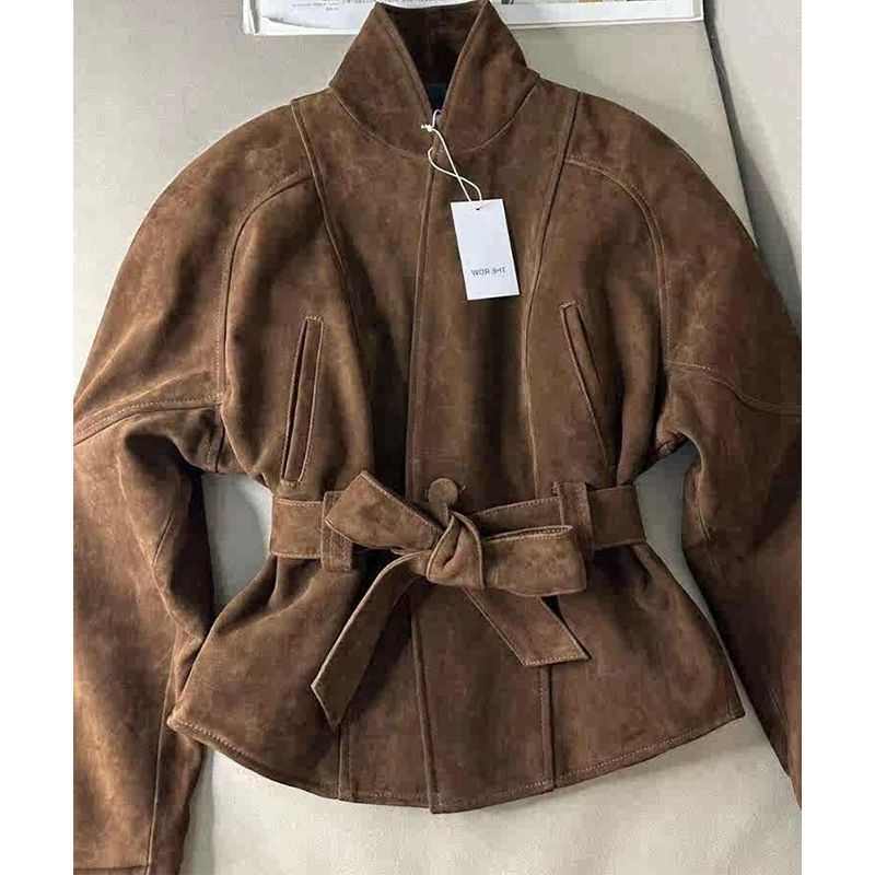 Chaqueta Corta Ajustada a la Cintura – Rompevientos Marrón