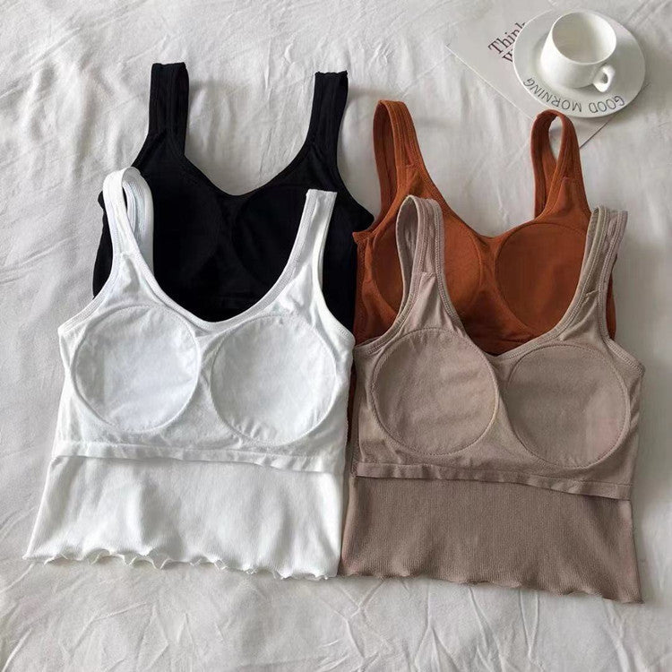 Chaleco deportivo interior con tirantes tipo spaghetti y cuello en U