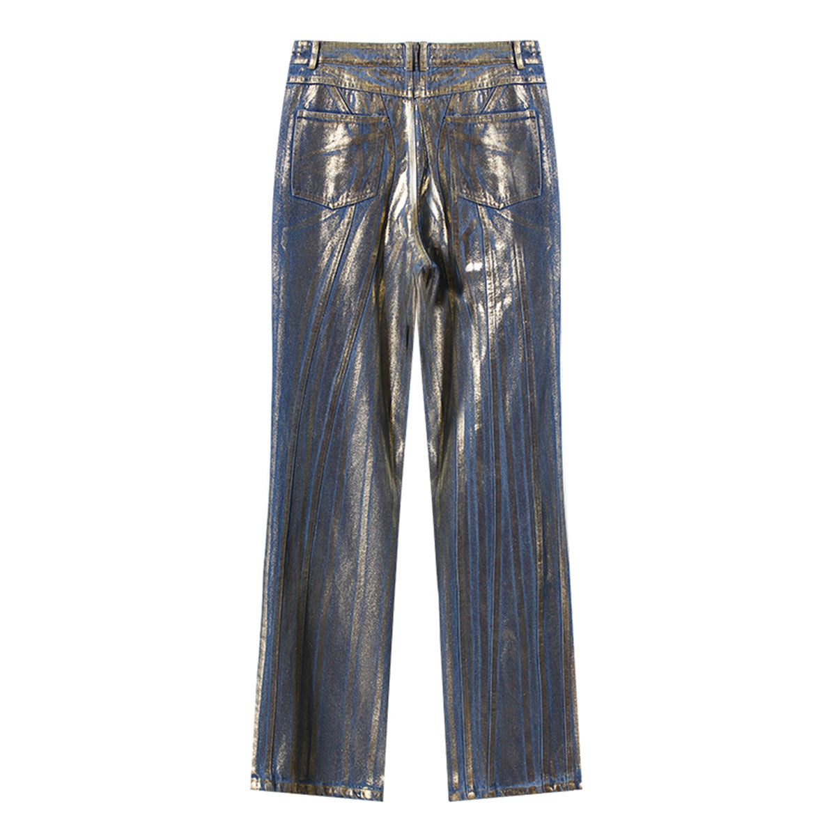 Jeans con detalles dorados, cinturilla con hebilla diagonal, costuras decorativas y acabado con tiras y polvo plateado cepillado.