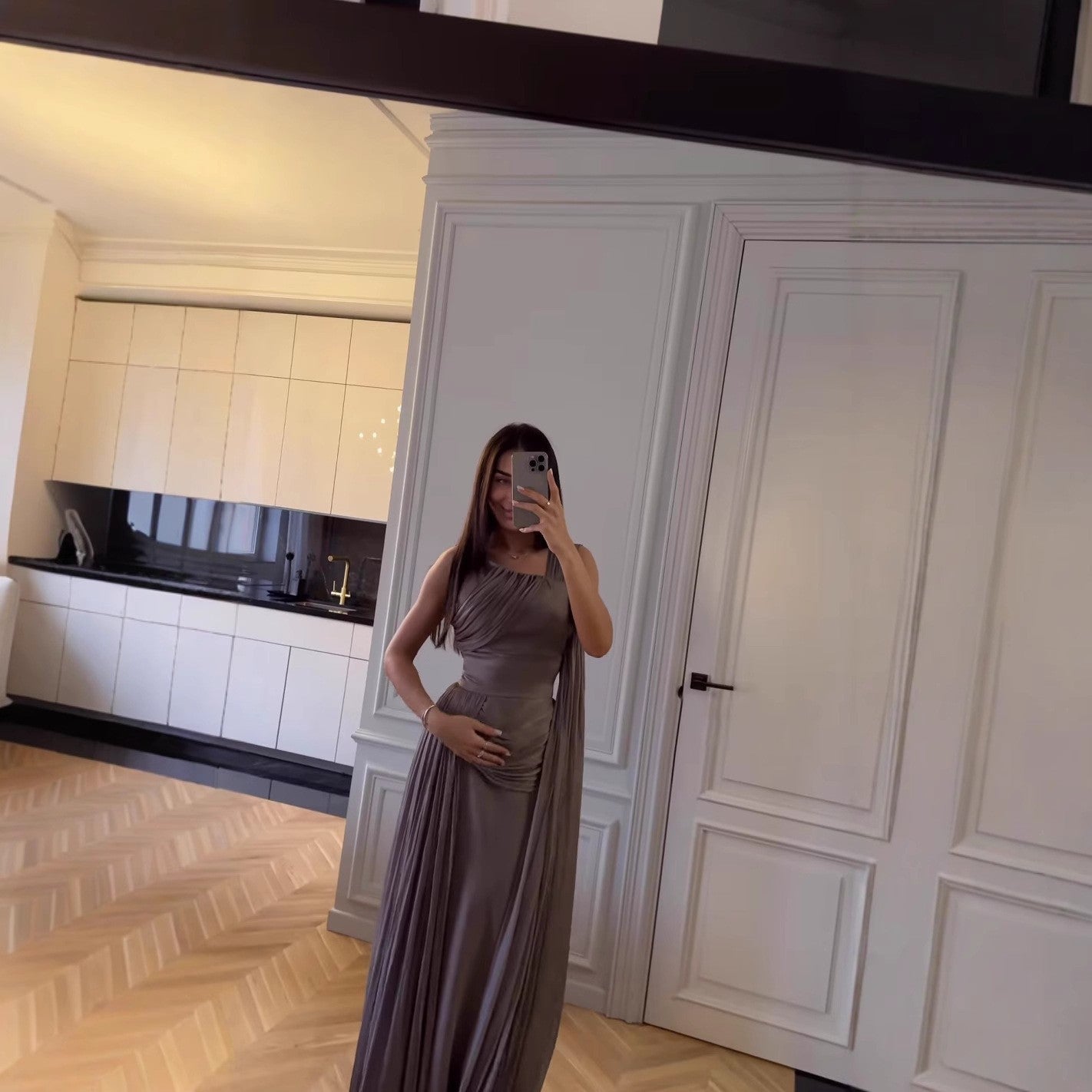 Vestido de Fiesta de Satén con Cinta y Pliegues