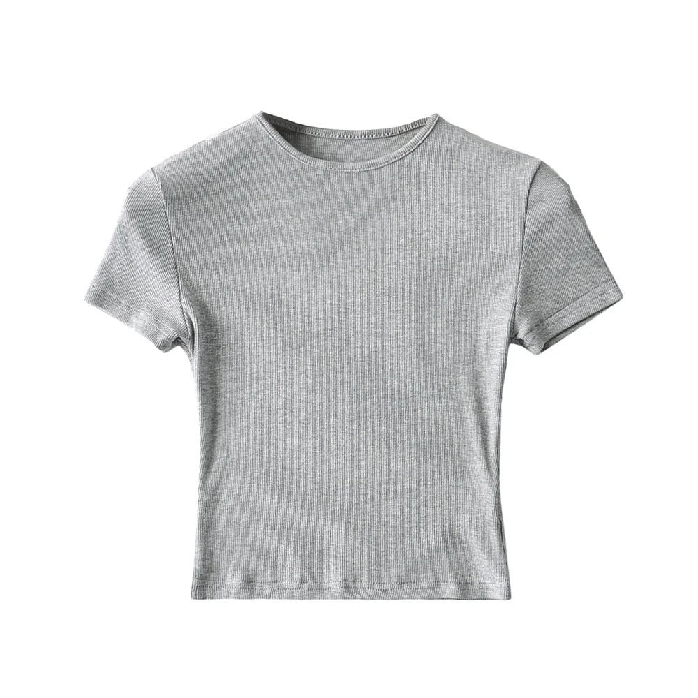 Camiseta básica ajustada de color sólido con cuello redondo