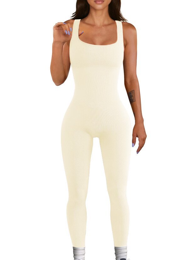Conjunto para Mujer: Top de Tirantes y Mallas Ajustada