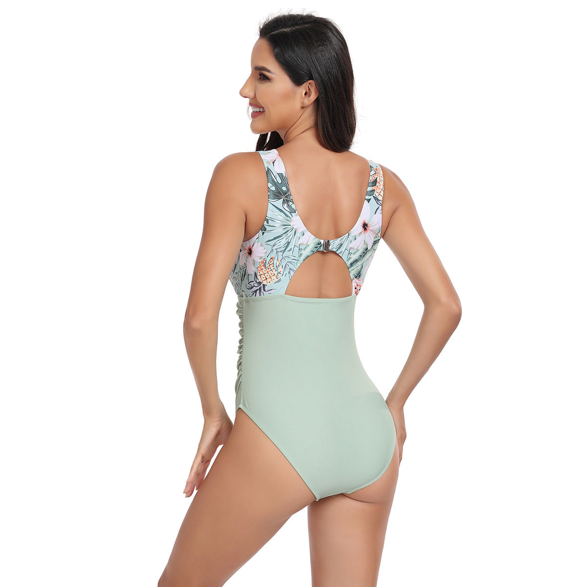 Traje de baño de una pieza con encaje
