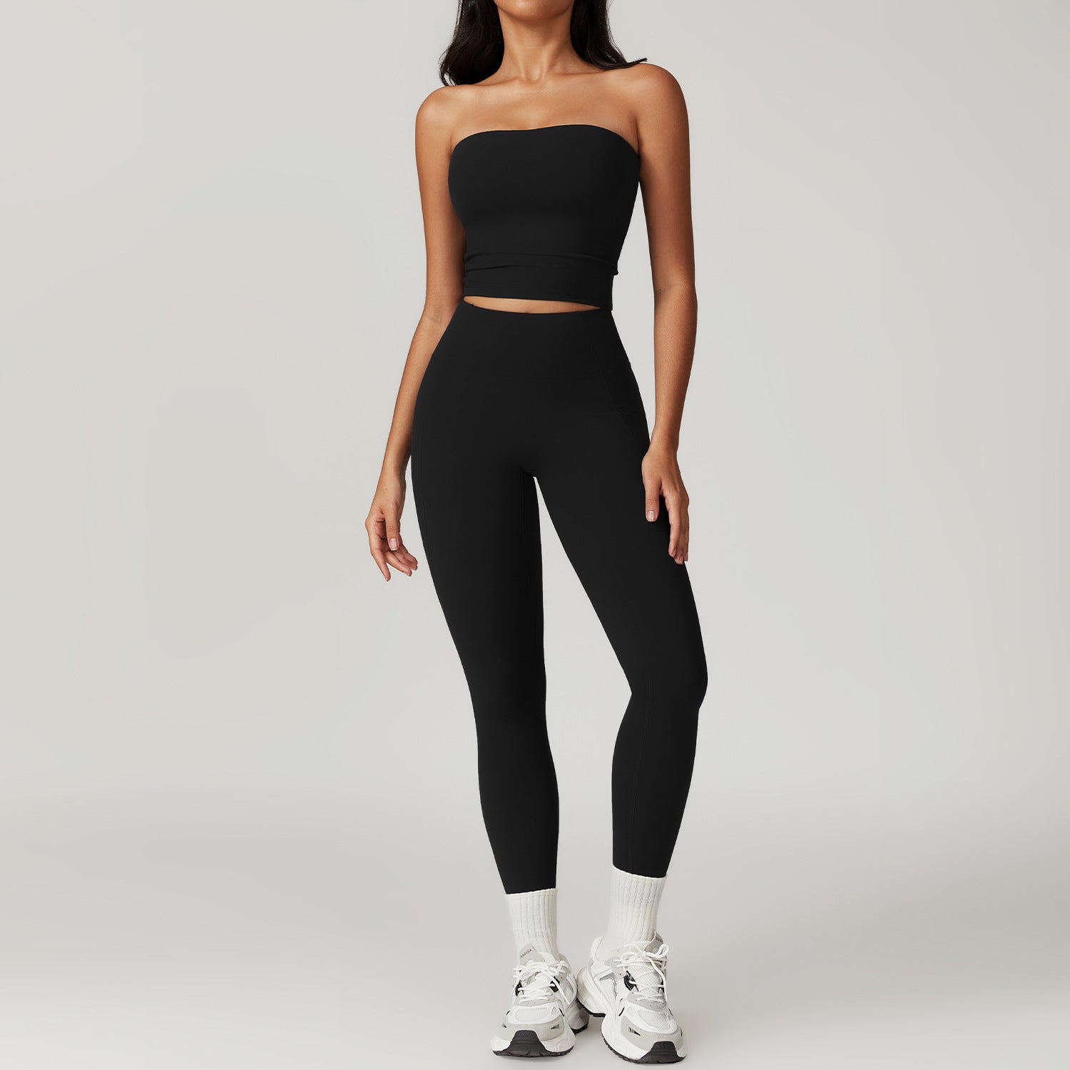 Conjunto deportivo ajustado de yoga con talle alto, efecto levantamiento de cadera y acabado cepillado en la parte trasera.