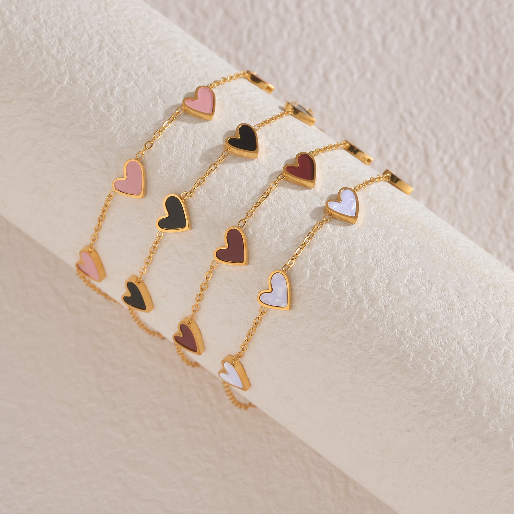 Pulsera “Ins Love” de Acero Inoxidable con Corazón Goteante – Joyería de Moda para San Valentín
